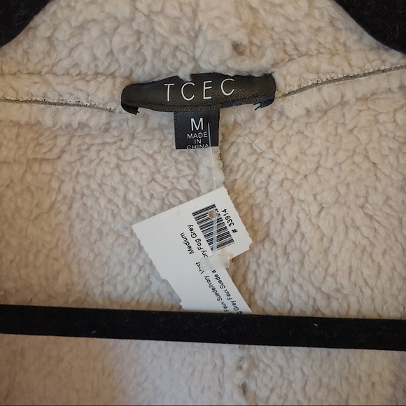 TCEC- Sherpa, fur vest with pockets - Picture 2 of 4